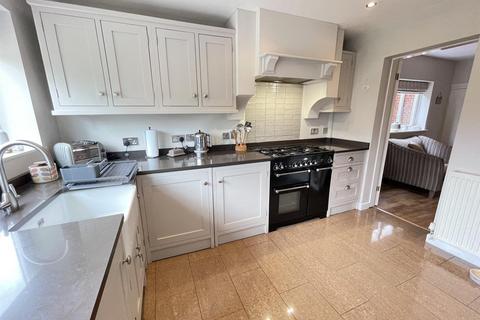 88 Blackford Road, Shirley, Solihull, B90 4BX