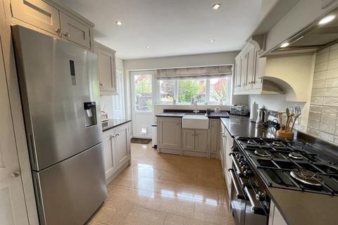 88 Blackford Road, Shirley, Solihull, B90 4BX