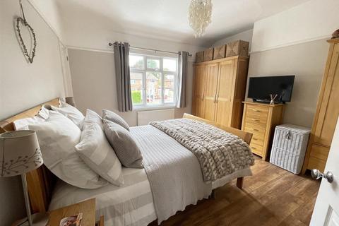88 Blackford Road, Shirley, Solihull, B90 4BX