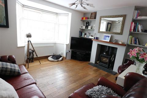 27 Crooks Lane, Studley, B80 7QX