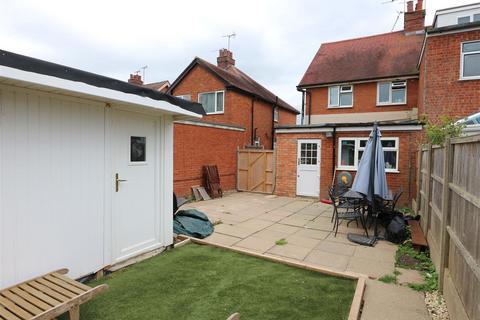 27 Crooks Lane, Studley, B80 7QX