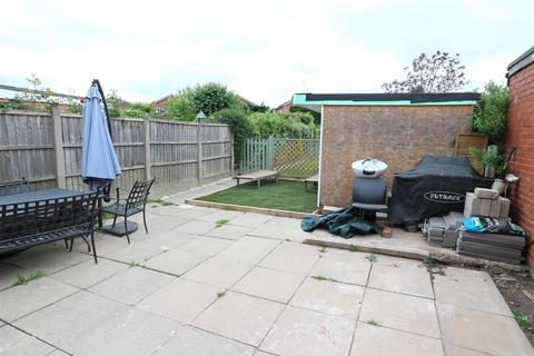 27 Crooks Lane, Studley, B80 7QX