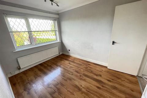 430 Rowood Drive, Solihull, B92 9LQ