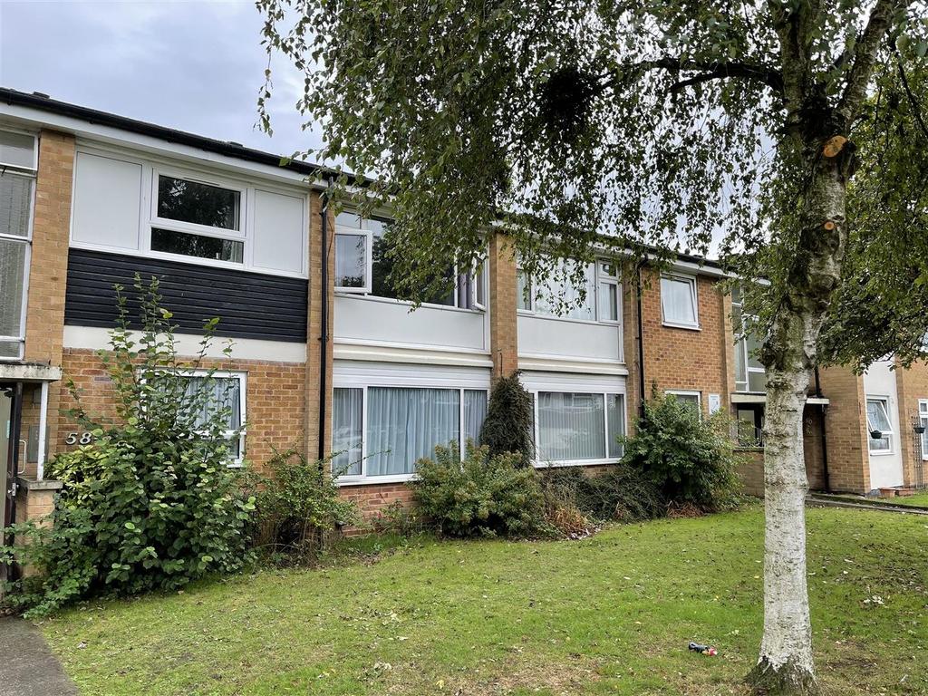 Foredrove Lane, Solihull B92 1 bed flat £129,950
