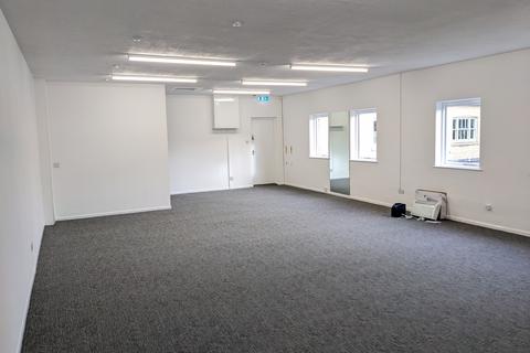 Office to rent, The WoolMarket, Cirencester