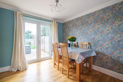 4 Elan Close, Tilehurst, Reading, RG30 4AU