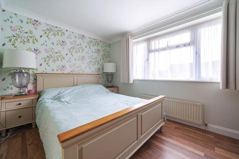 4 Elan Close, Tilehurst, Reading, RG30 4AU