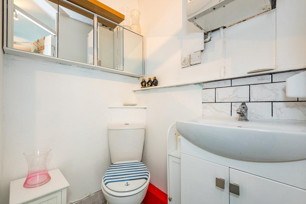 En-Suite Cloakroom