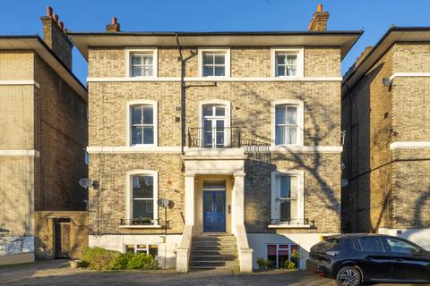 1 bedroom flat for sale, Shooters Hill Road, Blackheath, London