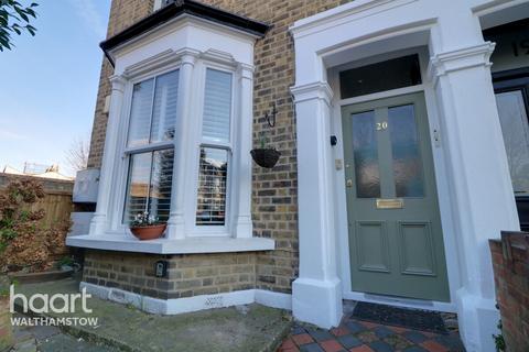 20 Ravenswood Road, London, E17 9LY