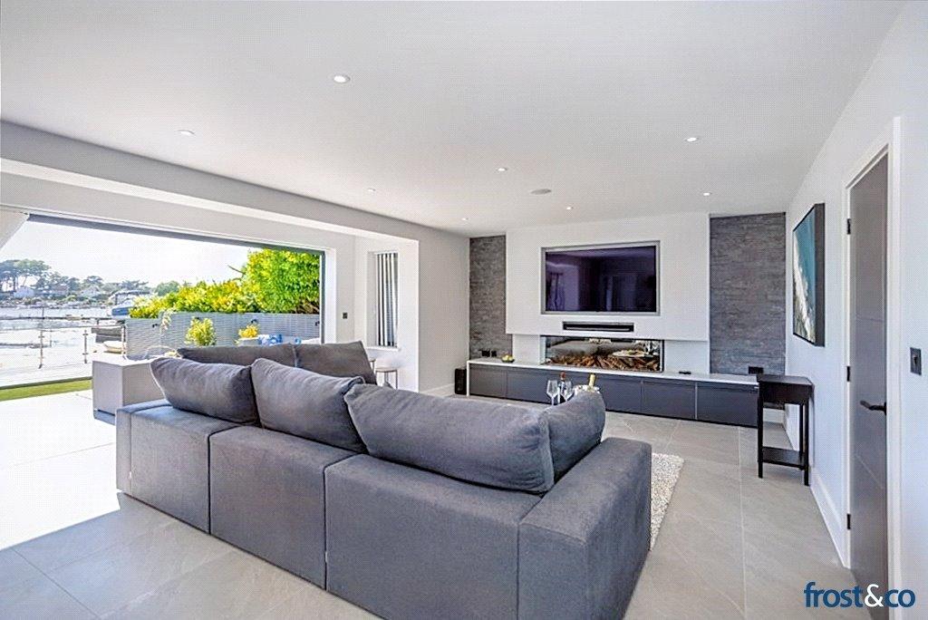 Top Lounge