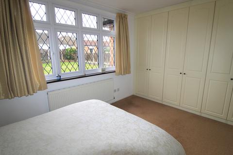 3 Gaynes Court, Upminster, RM14 2JH