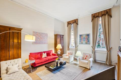 2 bedroom flat for sale, Cheyne House, Chelsea Embankment, Chelsea