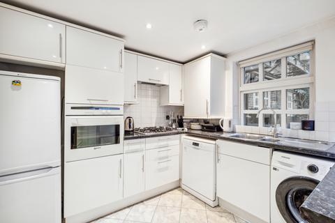 2 bedroom flat for sale, Cheyne House, Chelsea Embankment, Chelsea