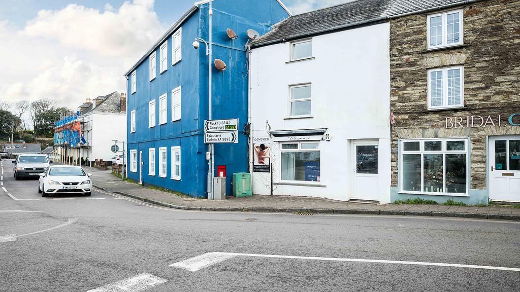 1 Egloshayle Road, Wadebridge 2 bed house for sale £250,000