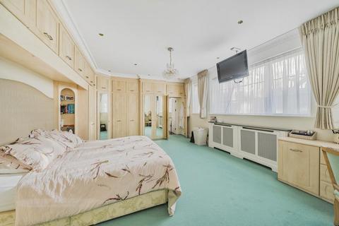 7 bedroom detached house for sale, Crooked Usage,  Finchley,  N3