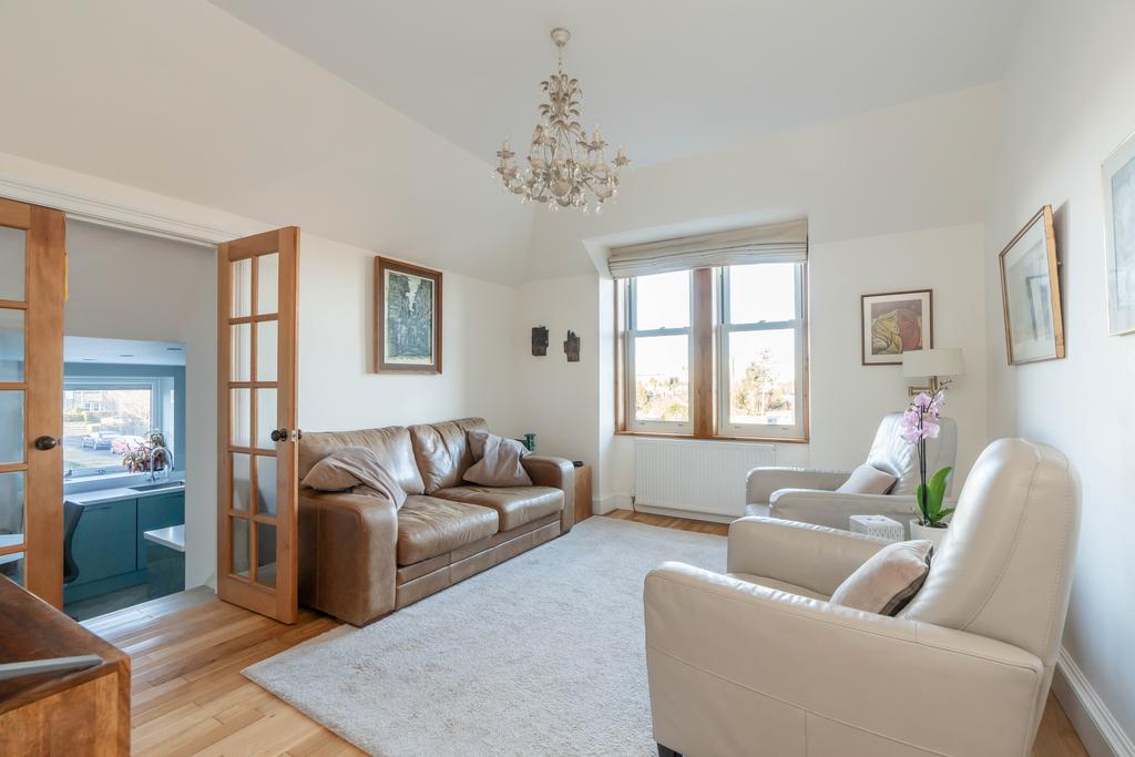 Kirk Brae, Edinburgh EH16 4 bed flat for sale £435,000