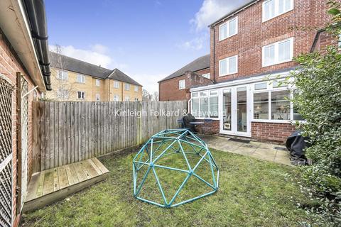 95 Waratah Drive, Chislehurst, BR7 5FP