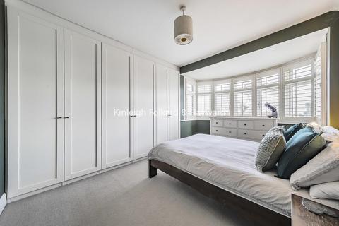 131 Green Lane, Chislehurst, BR7 6AX