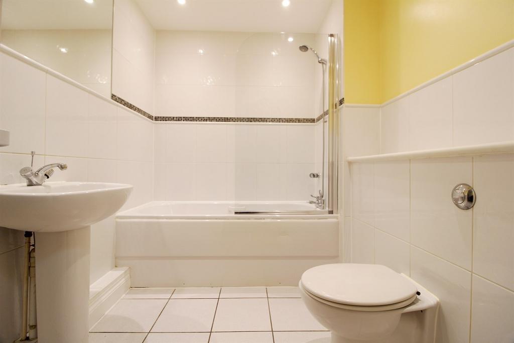 Family bathroom