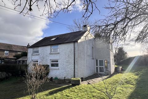 3 bedroom detached house for sale, Llangadog, Carmarthenshire.