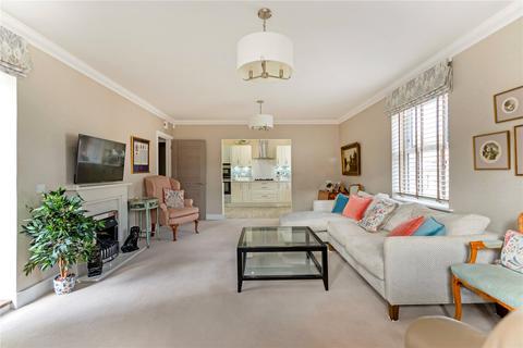 3 bedroom apartment for sale, Portsmouth Road, Cobham, Surrey, KT11