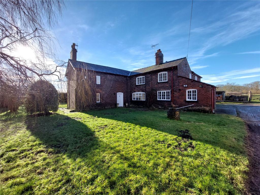 Mobberley, Knutsford, Cheshire 5 bed detached house to rent £3,000
