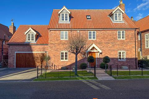 6 bedroom detached house for sale, Willoughby Court, 5 NG23