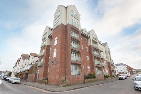 2 bedroom apartment for sale - Beach Road, Westgate-On-Sea, CT8