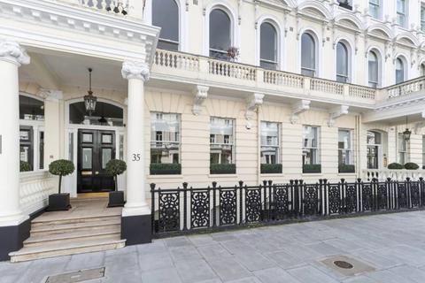 4 bedroom apartment for sale, Queen's Gate Terrace, South Kensington