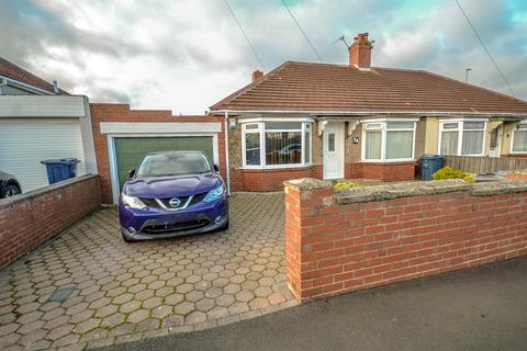 2 bedroom bungalow for sale, Summerhill Road, South Shields