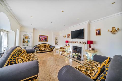 undefined, Finchley N3