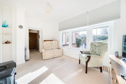 1 bedroom retirement property for sale, East Road,  Maidenhead,  SL6