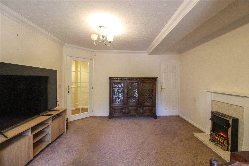 Trinity Street, Fareham, Hampshire 1 bed apartment for sale £110,000