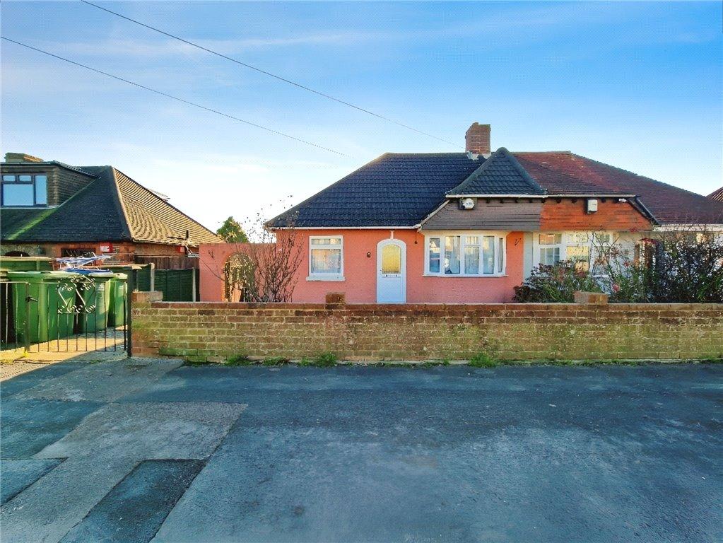 Leith Avenue, Fareham, Hampshire 2 bed bungalow for sale £370,000