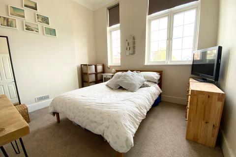 1 bedroom apartment for sale, Southborough, Tunbridge Wells TN4