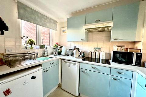 1 bedroom apartment for sale, Southborough, Tunbridge Wells TN4