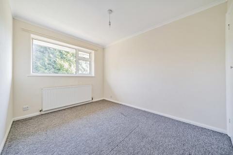 17 Duncton Close, Haywards Heath, RH16 4DX