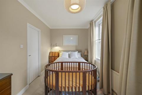 2 bedroom apartment to rent, London W10