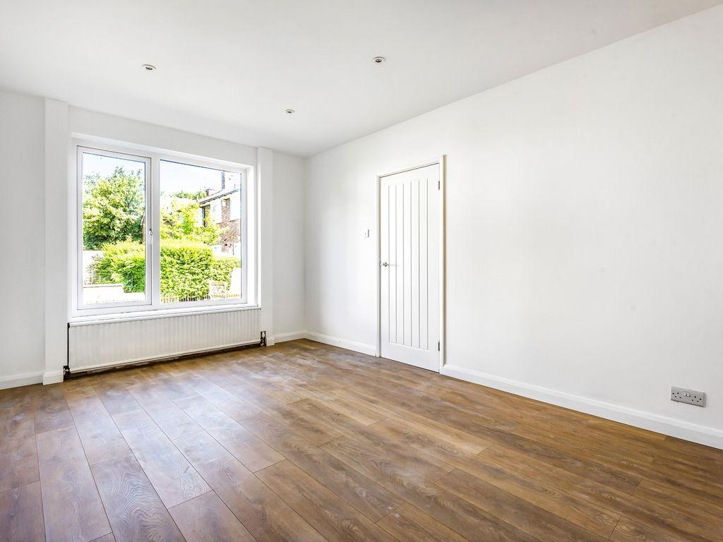 Abbey Wood, London SE2 3 bed terraced house for sale £460,000