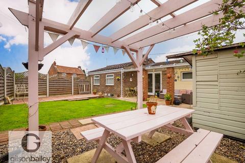 Bella Vista Blofield Corner Road, Blofield, Norwich, NR13 4SA