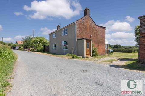 3 bedroom detached house for sale, Low Road, Norwich NR13