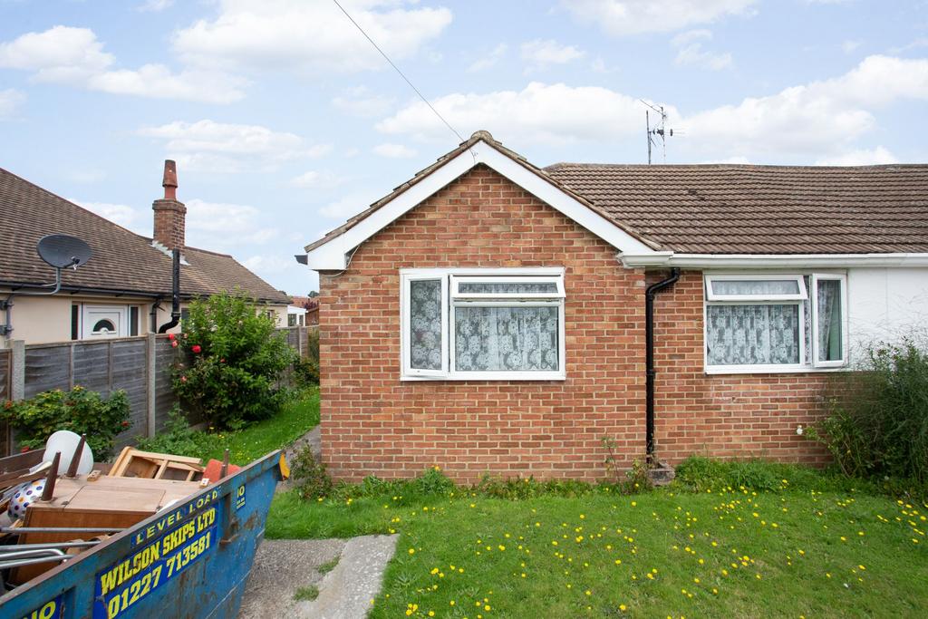 Pilgrims Way, Canterbury, CT1 2 bed semidetached bungalow for sale £
