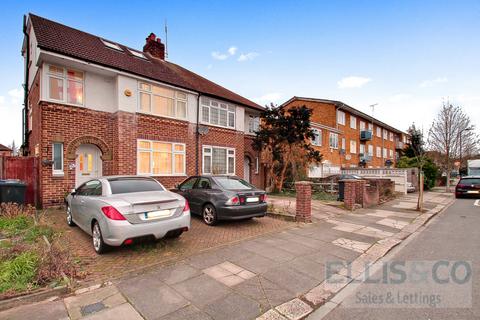 13 Hodder Drive, Perivale, Greenford, UB6 8LH