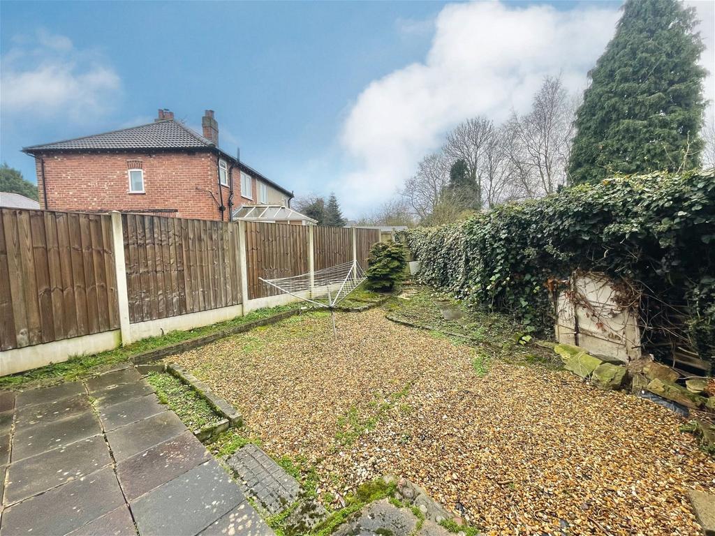 Carnforth Road, Cheadle Hulme 2 bed semidetached house for sale £235,000