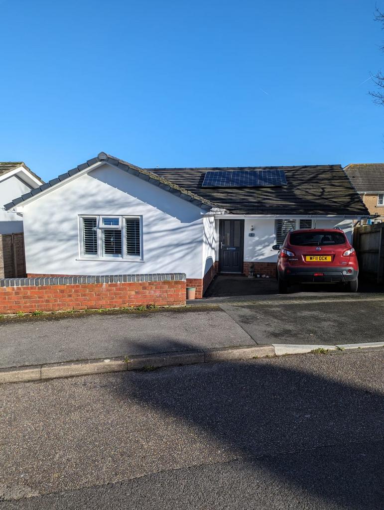 Poole, Poole BH15 2 bed detached bungalow for sale £375,000