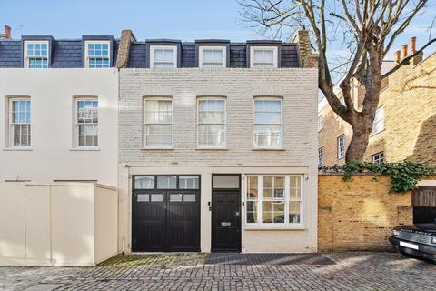 3 bedroom terraced house for sale, Eaton Row, London, SW1W
