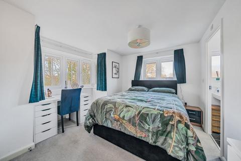 3 bedroom end of terrace house for sale - Budd Grove, Winnersh, Wokingham
