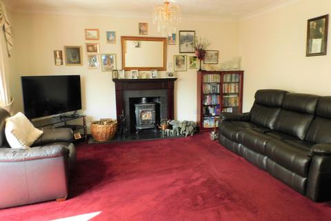 2 bedroom detached bungalow for sale, The Tenters, Holbeach Town Centre