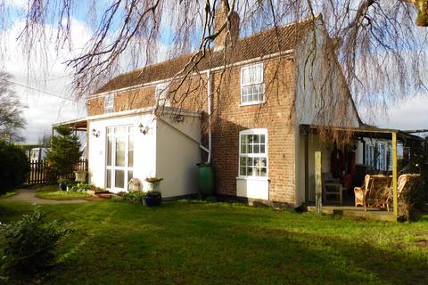 4 bedroom cottage for sale, Hurn Road, Holbeach Hurn PE12